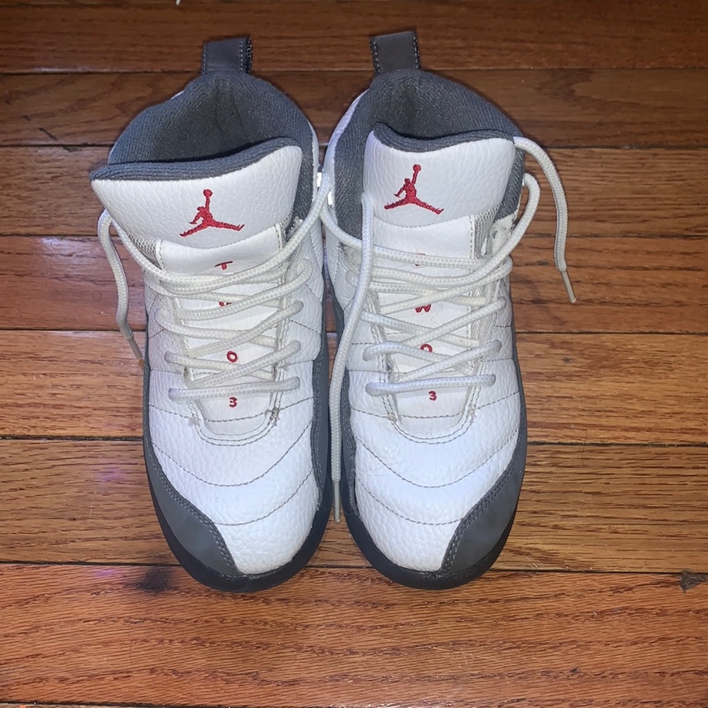 Jordan 12 Kids Preschool Size 13 Like BrandNew